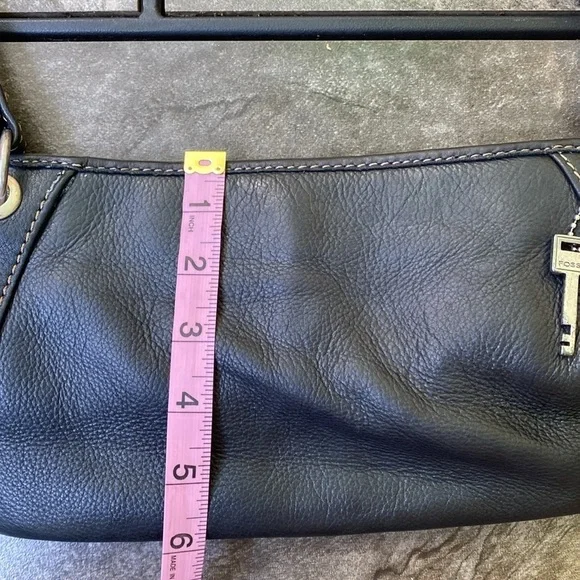 Vintage Fossil leather shoulder bag - Picture 5 of 9